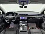 Photo 18 - Audi A8