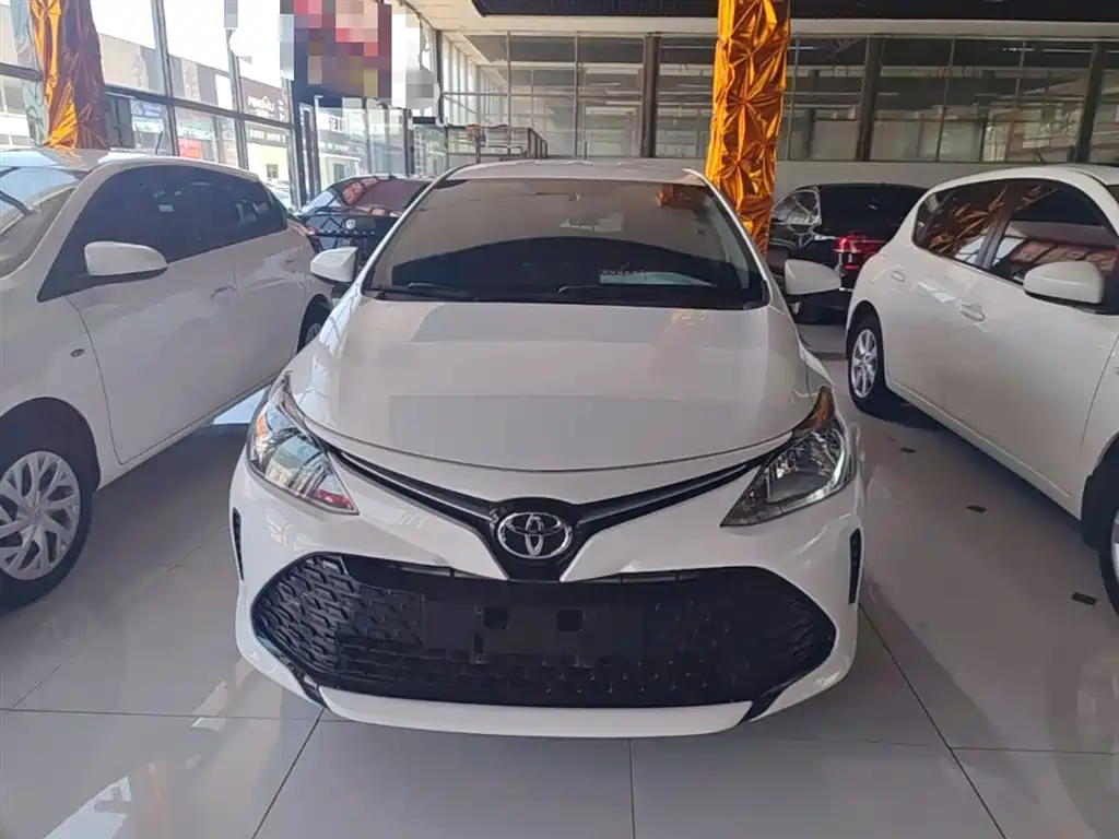 Toyota Vios FS 2017 1.5L CVT Fengchi Edition фото 3