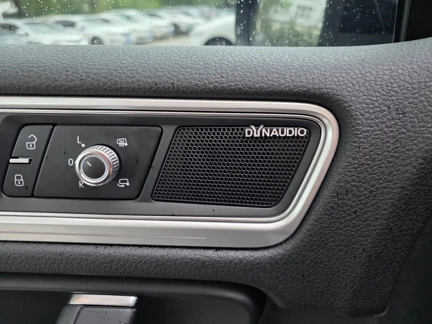 Фото 5 - Volkswagen Touareg