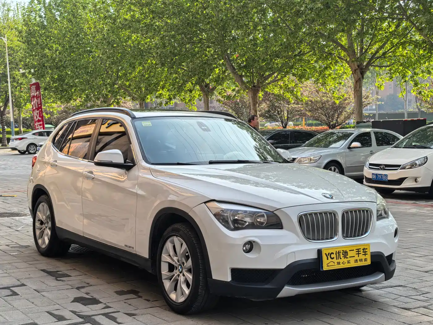 BMW X1 2013 sDrive18i Fashion фото 3