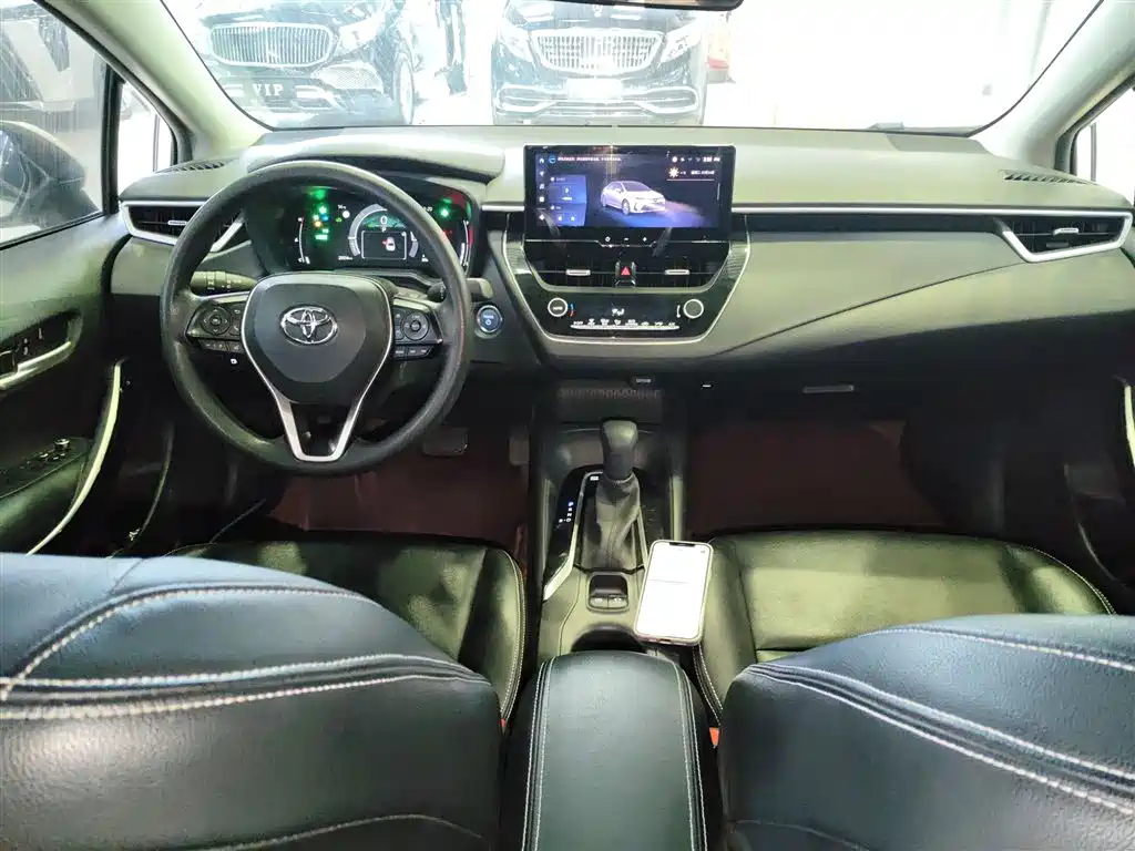 Toyota Corolla 2023 1.8L Smart Hybrid Dual Engine Elite Edition фото 6
