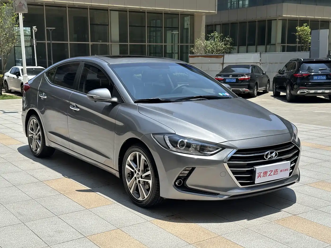 Hyundai Elantra 2016 Model 1.6L Automatic Smart Elite фото 11