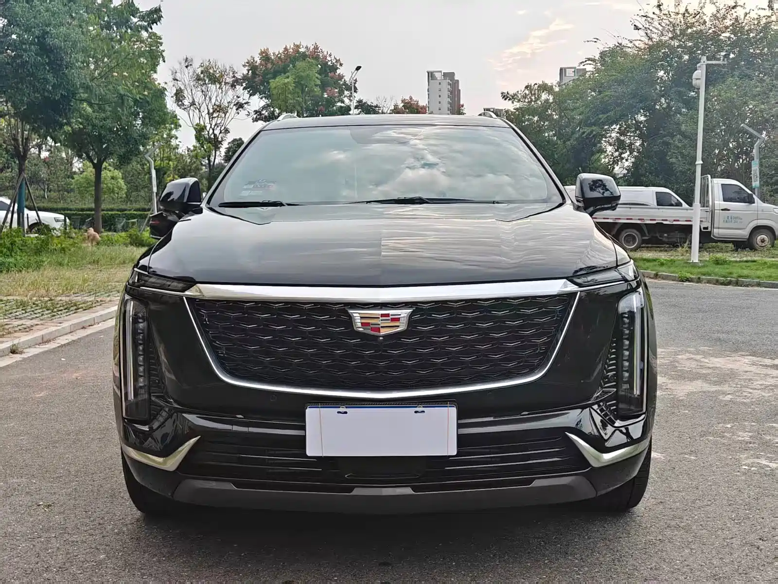 Фото 2 - Cadillac XT5