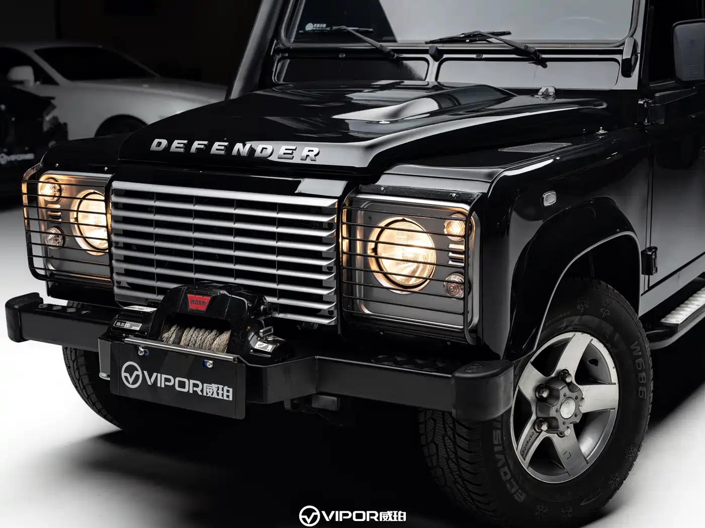 Land Rover Defender фото 18