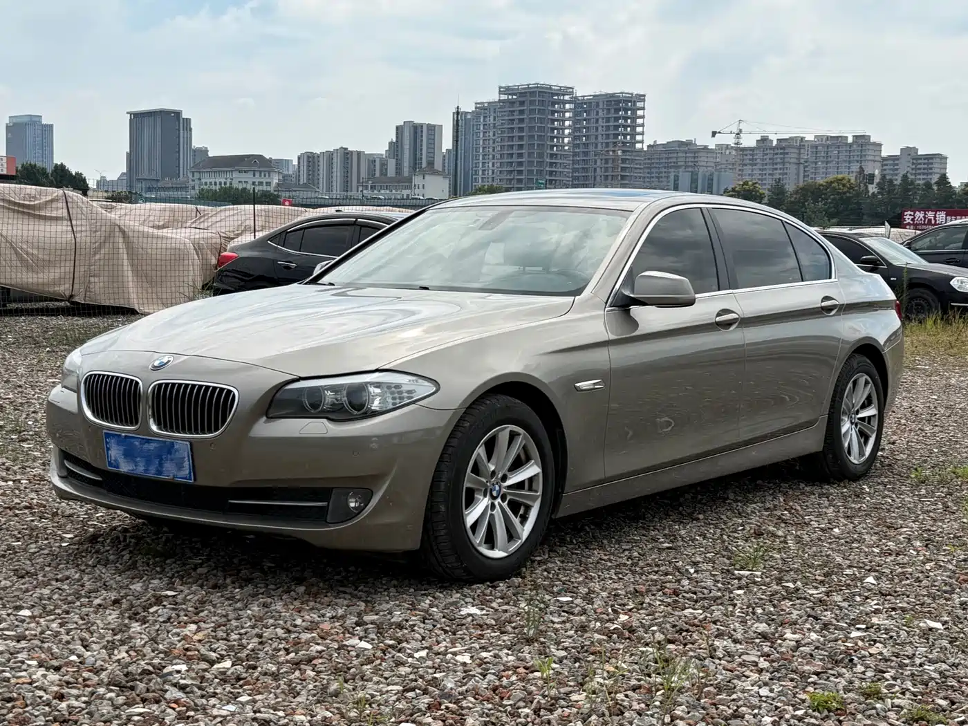 صورة 1 - BMW 5 Series