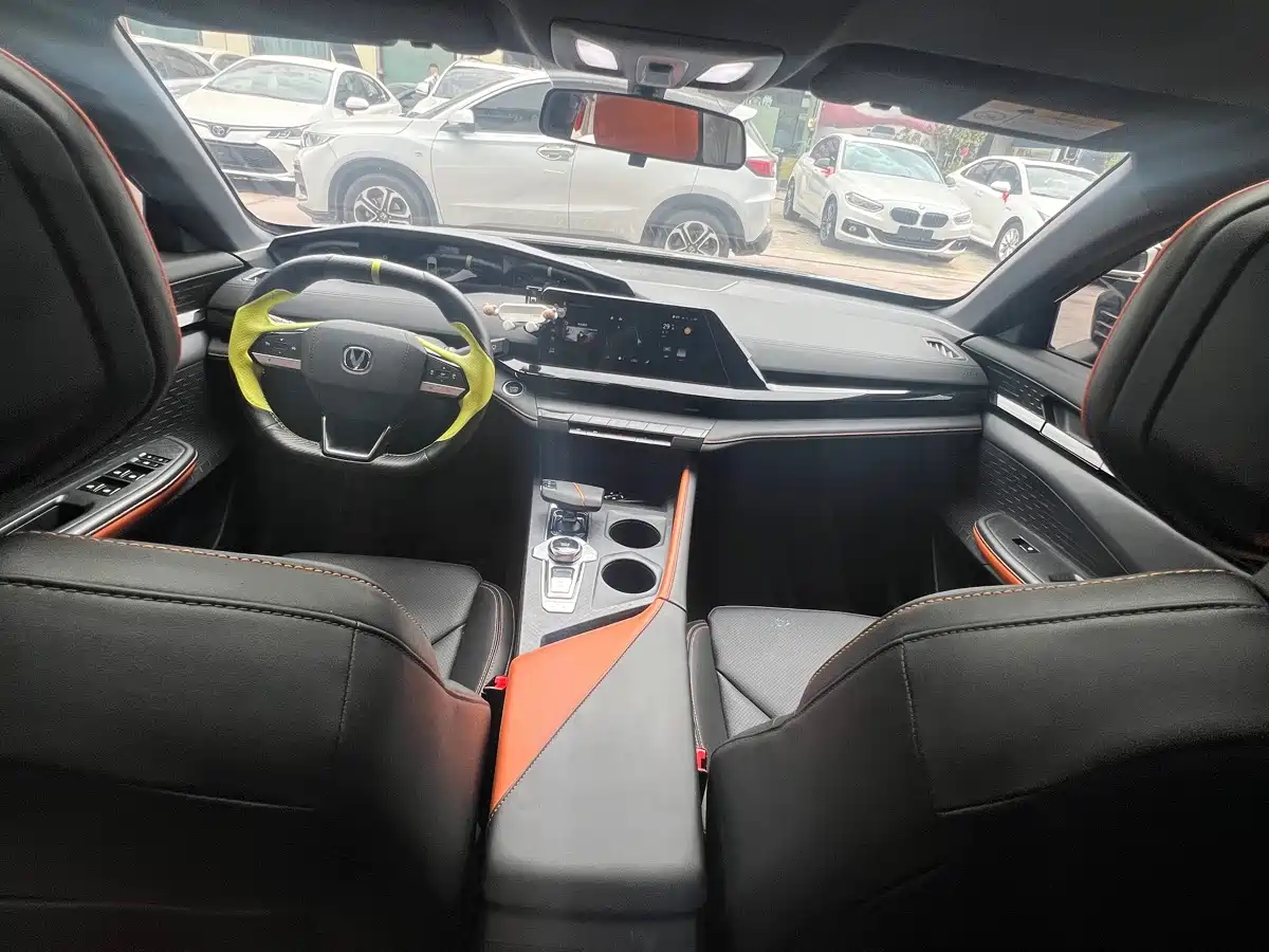 Changan UNI-V iDD 2023 2023 Smart Electric iDD 1.5T 113km Smart Fun Type (Rapid Edition)