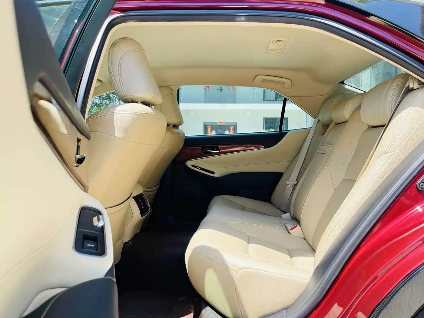 Toyota Crown 2015 2.0T Pioneer фото 4