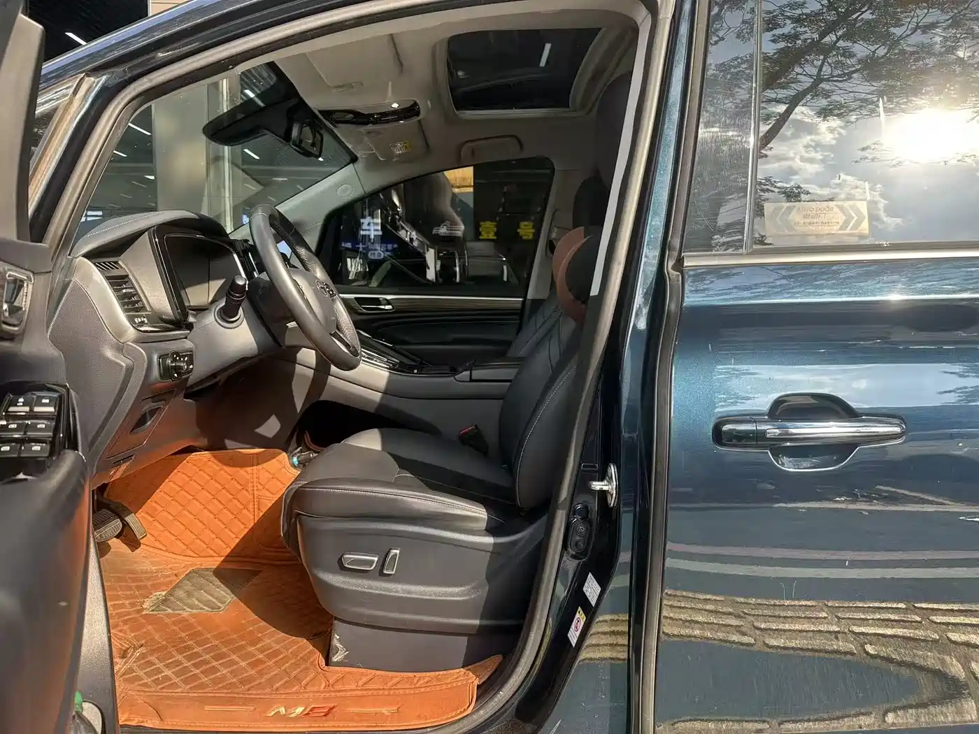 GAC Trumpchi Trumpchi M8 2023 Leading Series 390T Ultimate Edition фото 3