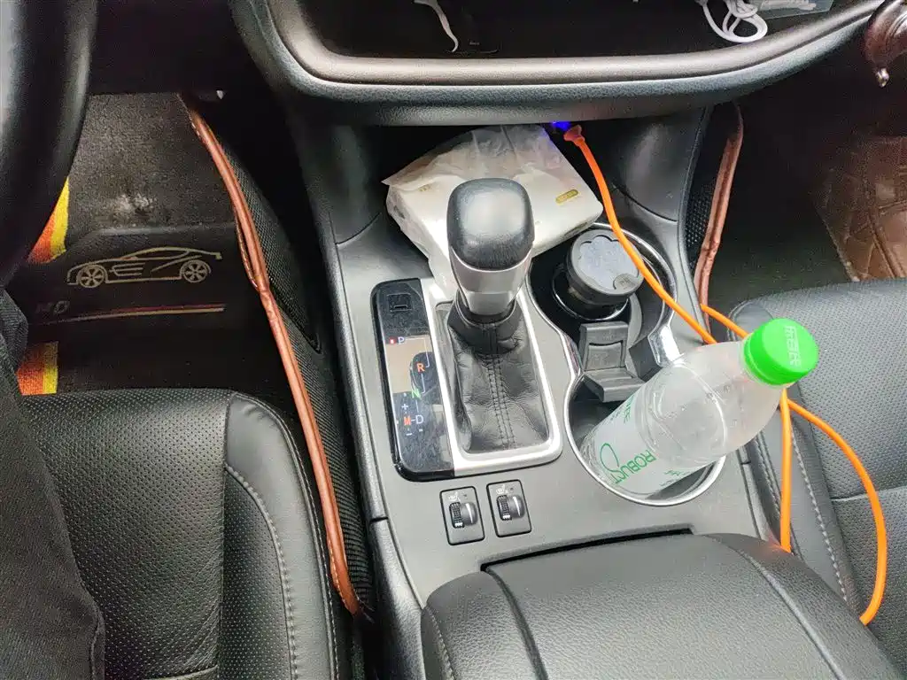 Toyota Highlander 2018 2.0T 4WD Luxury 7-seater China VI фото 7