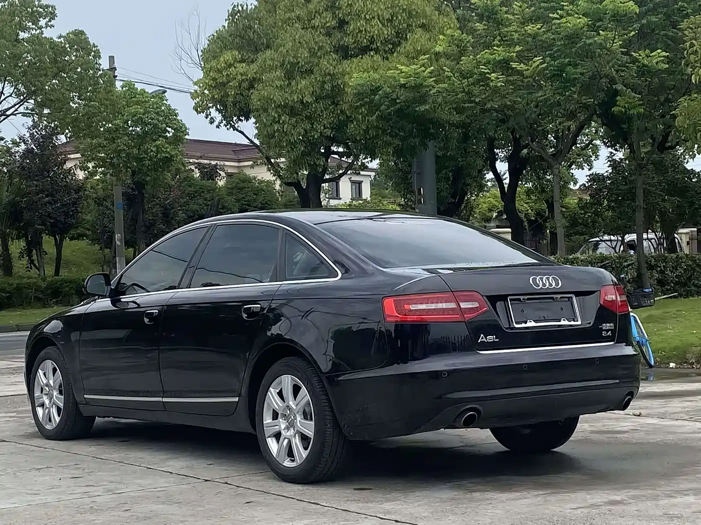 Audi A6L 2010 2011 Model 2.4L Luxury