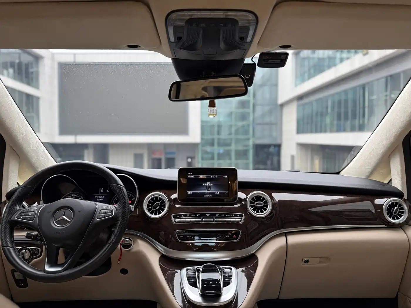 Mercedes-Benz V-Class 2018 V 260 L Premium Long Version China V фото 8
