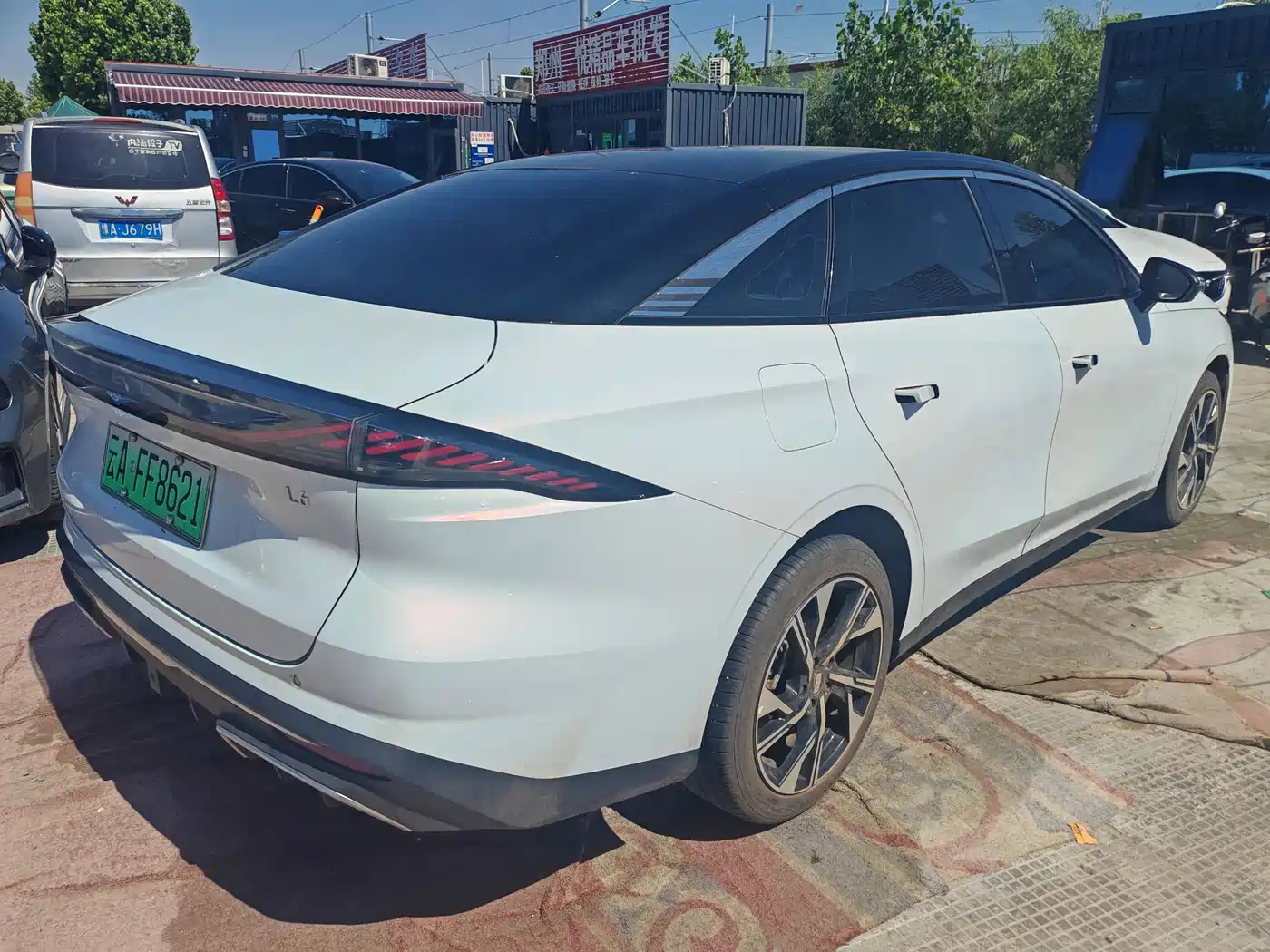 Geely Galaxy Galaxy L6 2023 125km Starship фото 9