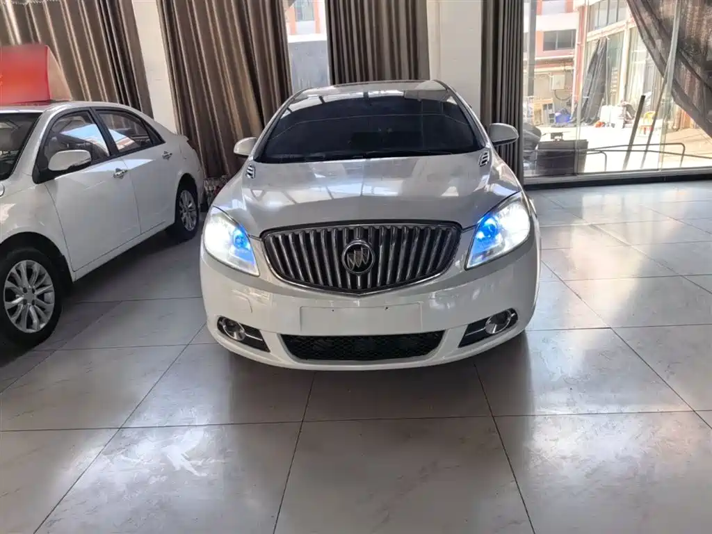 Buick Excelle 2013 GT 1.6L Automatic Fashion Edition фото 3