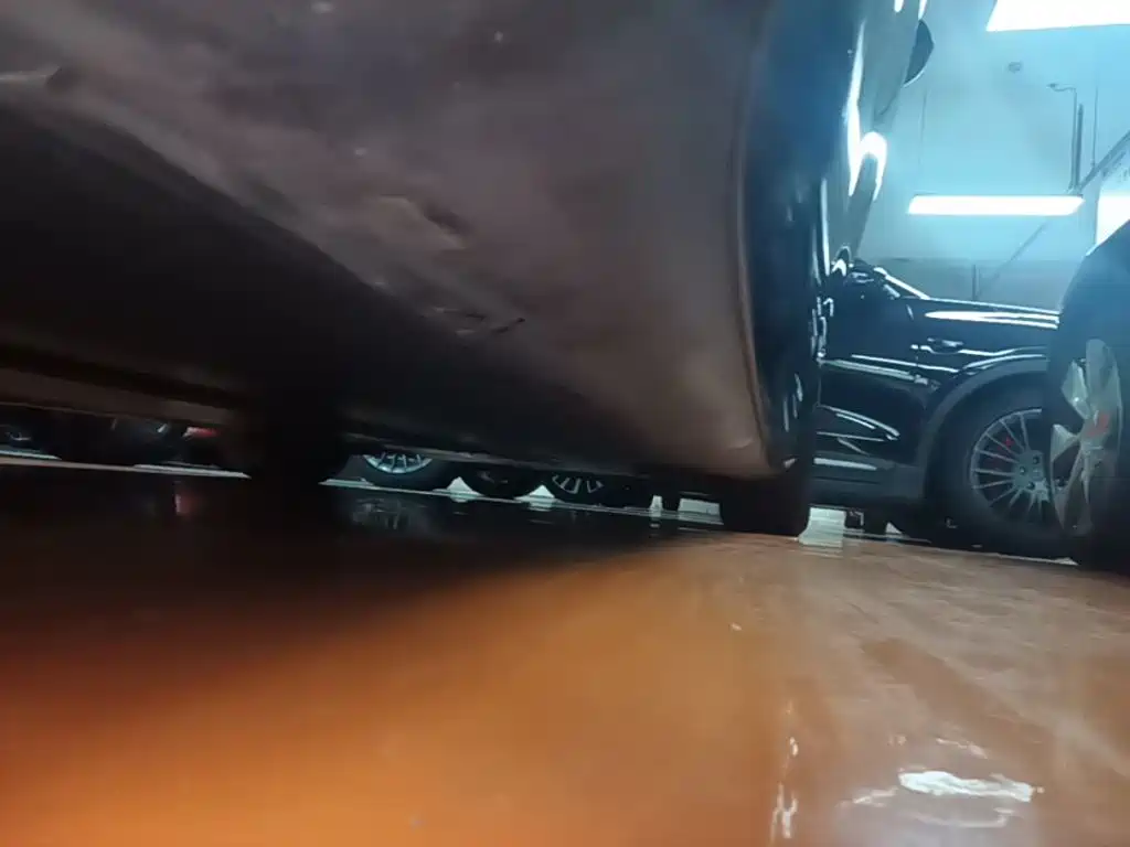 Фото 21 - Tesla Model 3
