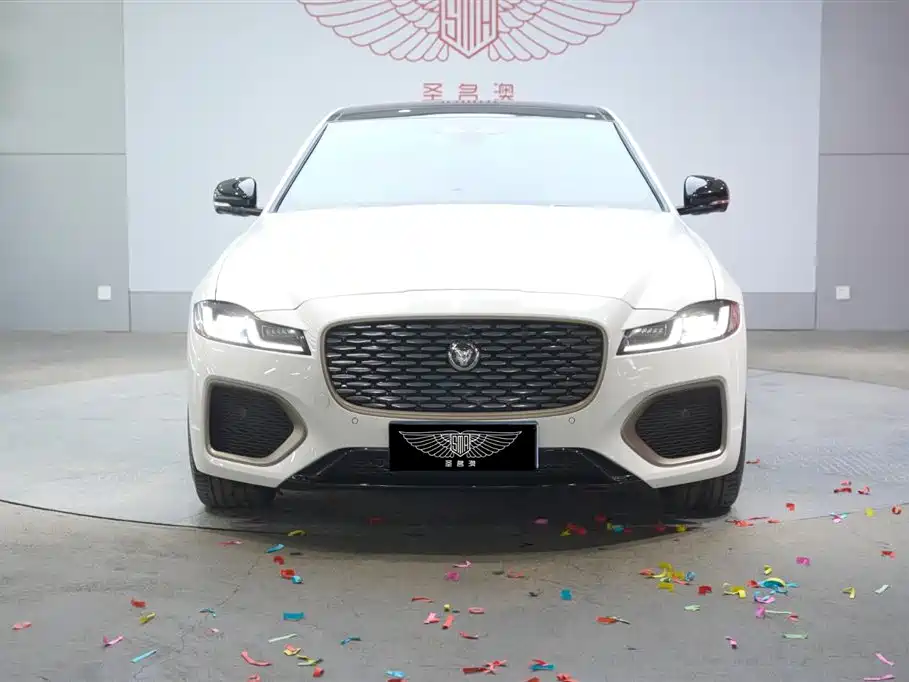 JAGUAR XFL