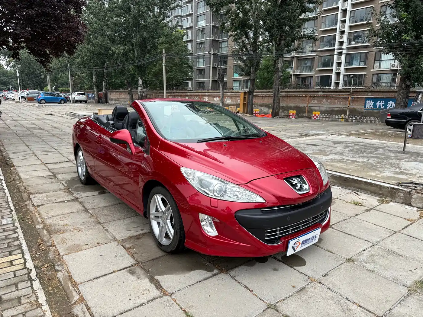 Peugeot 308 (Import) 2012 2012 1.6T CC Luxury