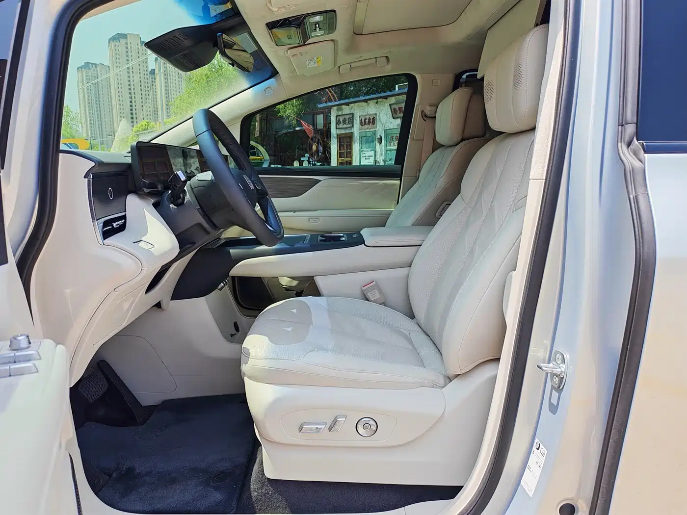 Buick Zhijing Shijia 2026 Model PHEV Base Version фото 8