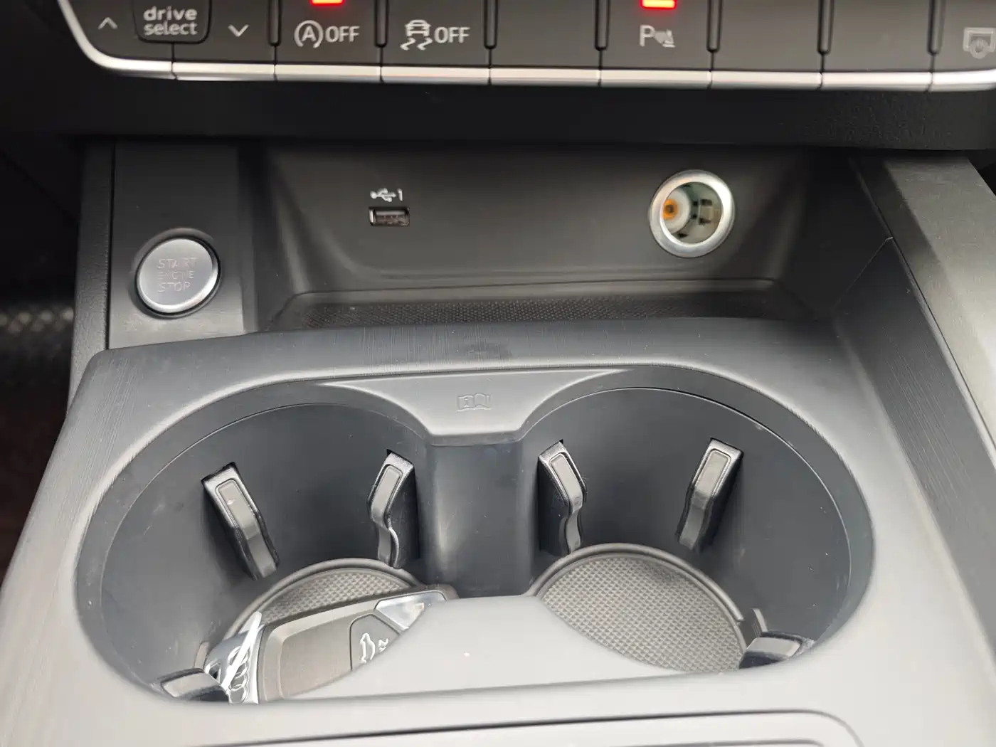 Audi A4L 2019 40 TFSI Progressive (China VI) фото 13