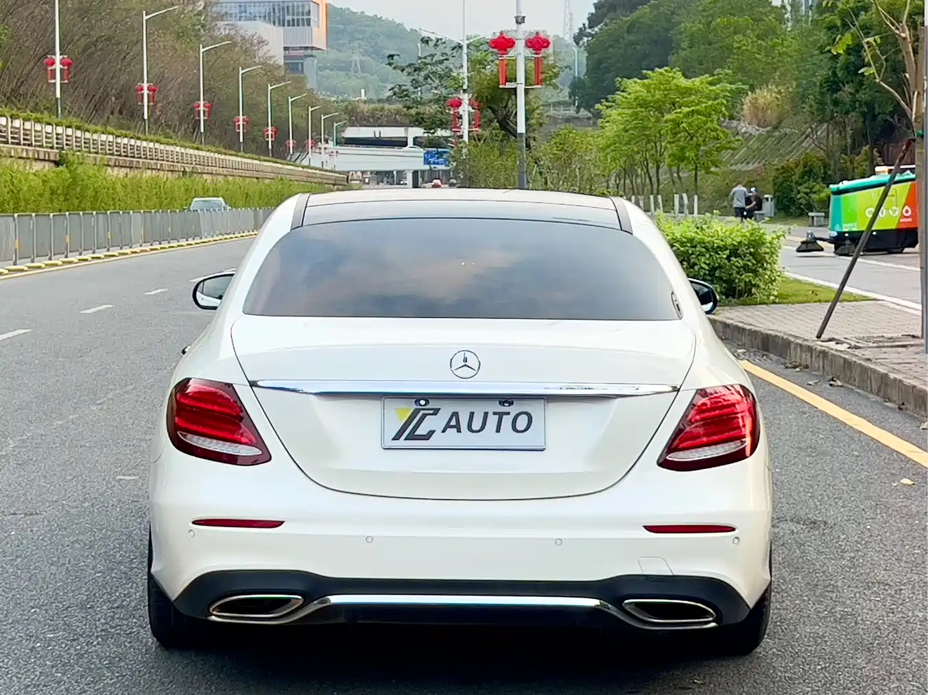 Mercedes-Benz E-Class 2017 E 320 L Sport 4MATIC фото 6