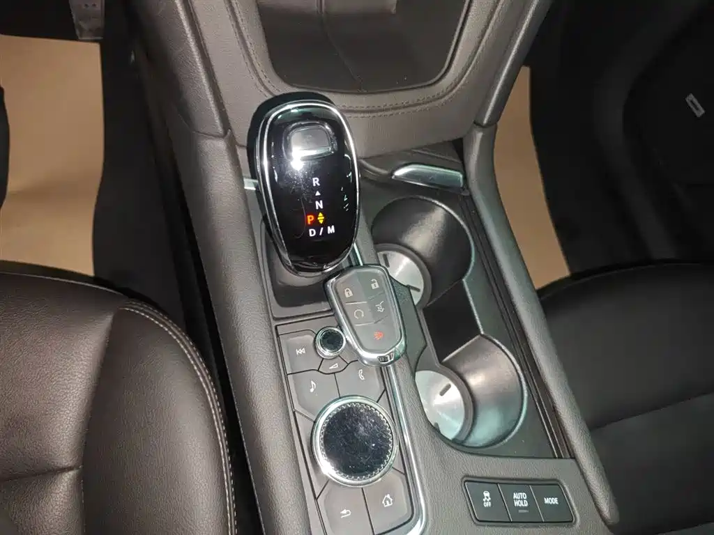 Cadillac XT6 2022 2.0T 7-Seater 2WD Luxury Edition фото 10