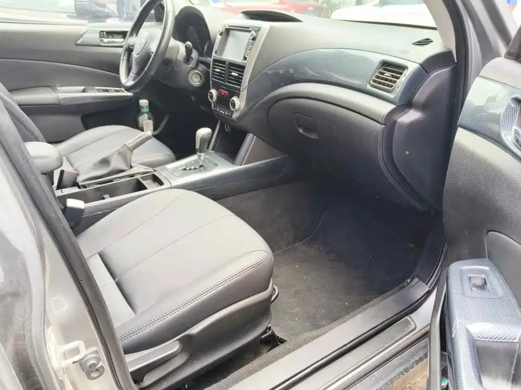 Photo 13 - Subaru Forester