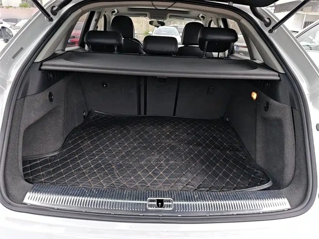 Audi Q3 2015 35 TFSI Millionth Anniversary Comfort фото 19