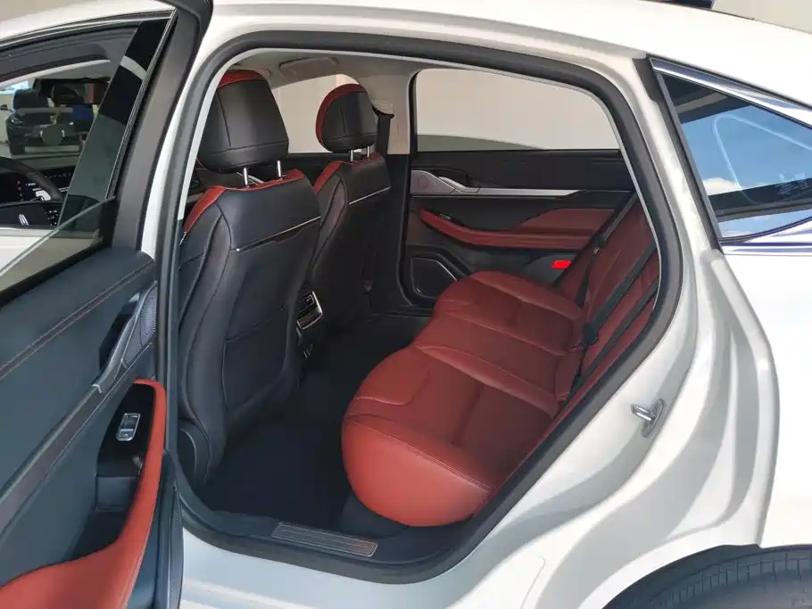 Lincoln Z 2025 2025 2.0T Premium Edition