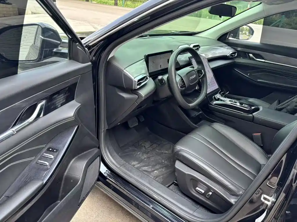 Dongfeng Aeolus Haohan 2023 2023 DH-i 1.5T Luxury Edition