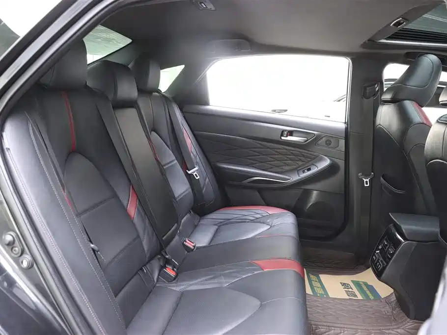 Toyota Avalon 2021 2.5L Touring Noble SPORT Edition фото 14