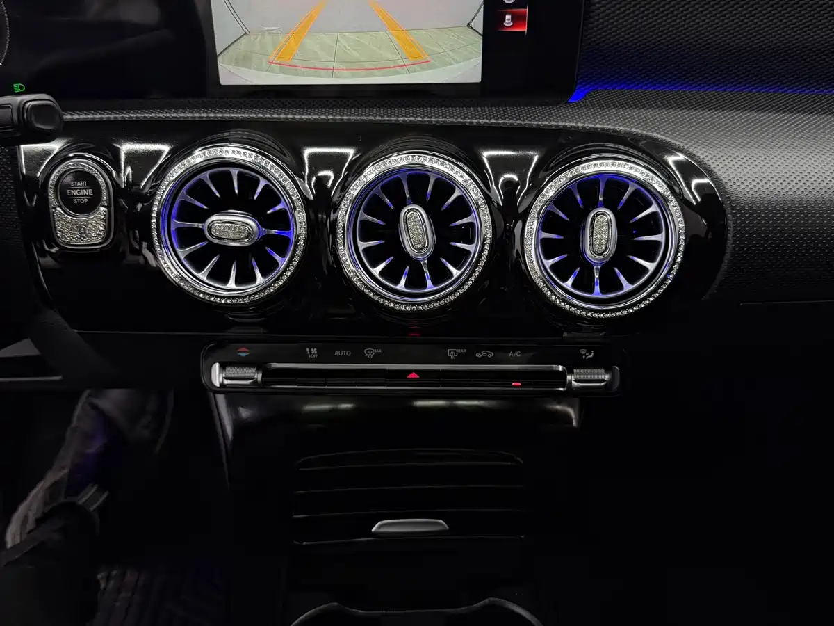 MERCEDES-BENZ A CLASS