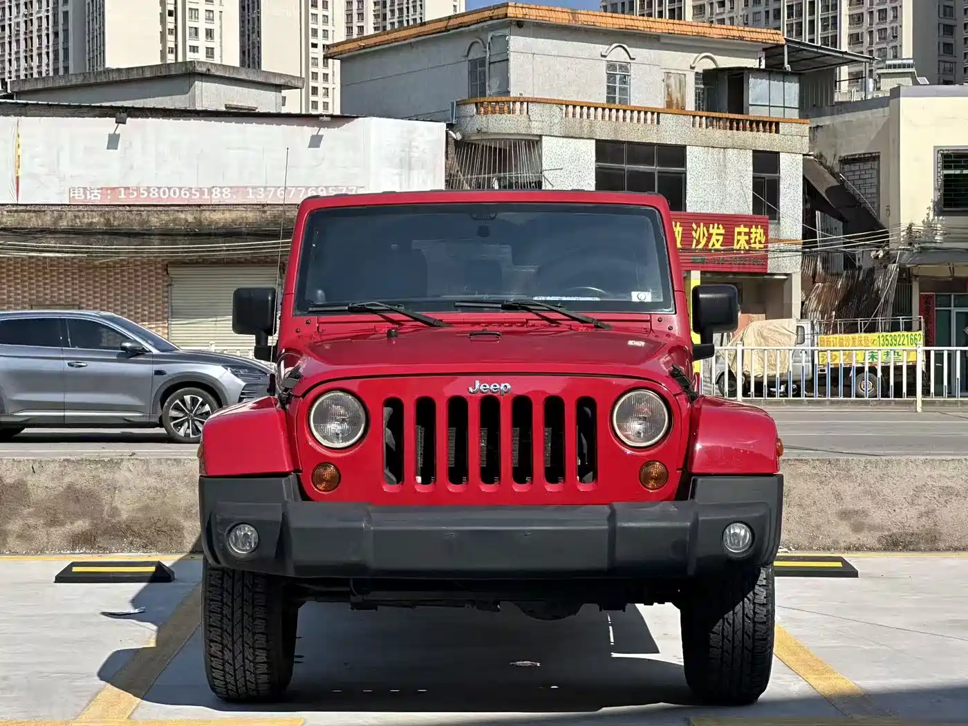 Jeep Wrangler 2012 2011 Model 3.8L Sahara 4-Door