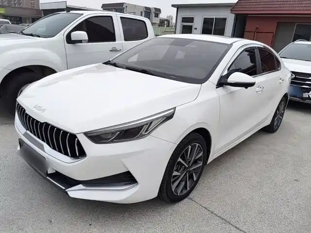 Kia K3 Рестайлинг, 1.5L CVT, Стиль
