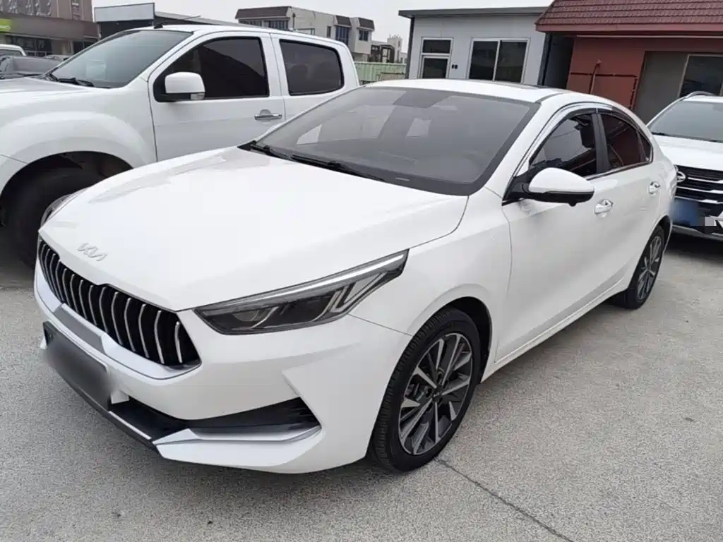 Фото 2 - Kia K3