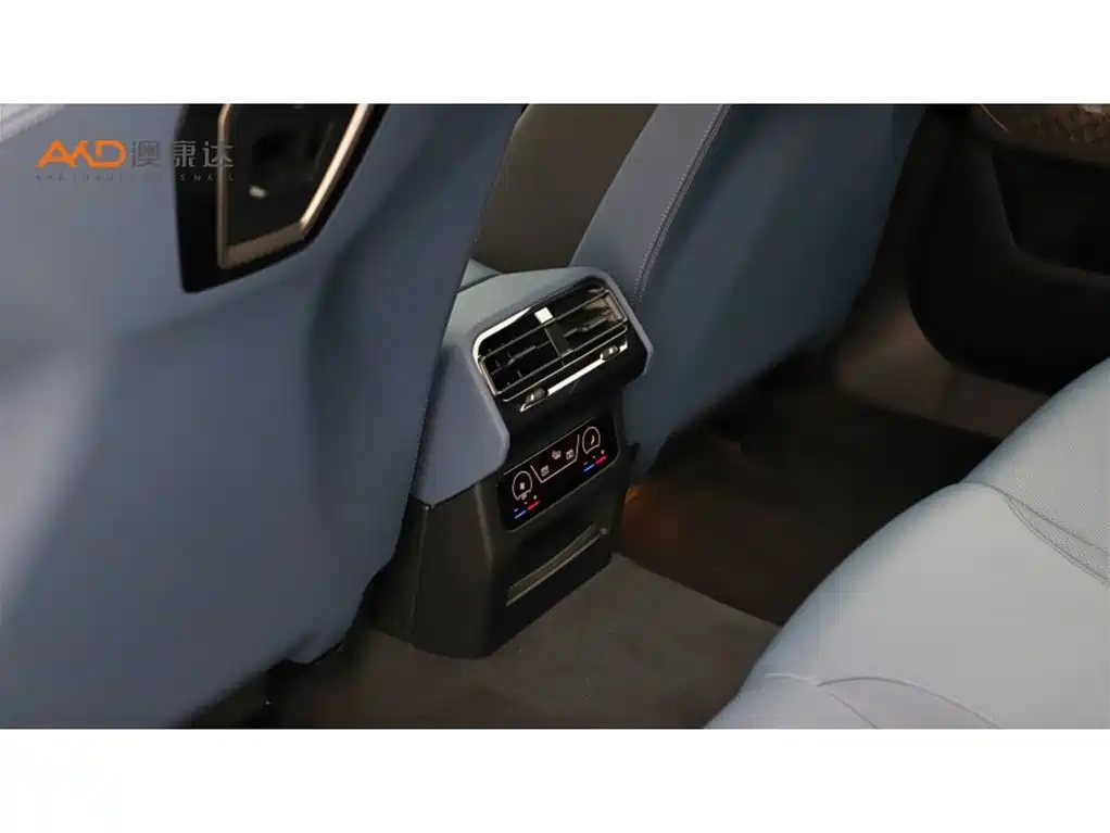 BMW 5 Series 2024 530Li Premium M Sport Package фото 9