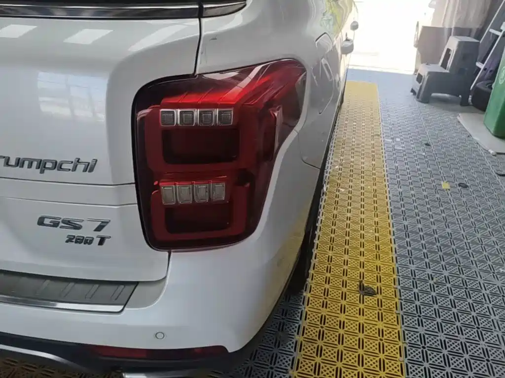 GAC Trumpchi Trumpchi GS7 2019 2017 280T 2WD Luxury