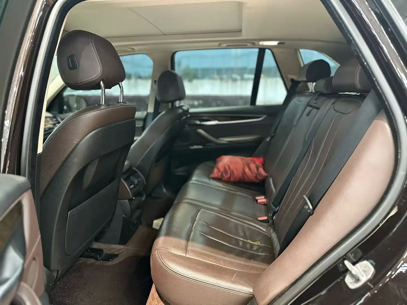 BMW X5 (Import) 2018 xDrive28i фото 9