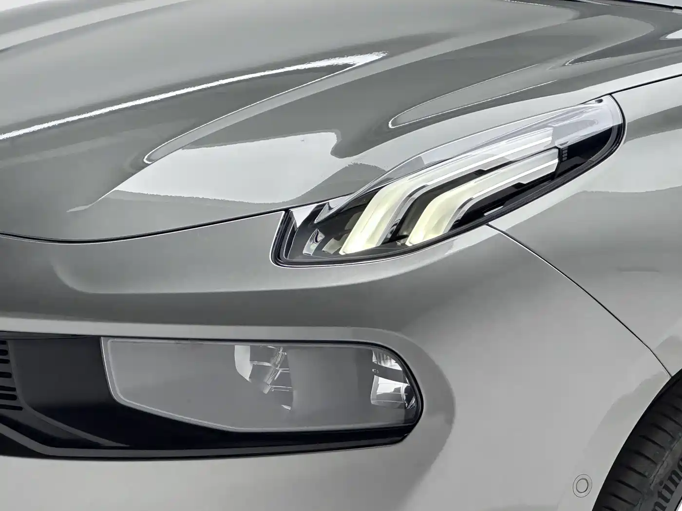 Lynk & Co 03 2021 2.0TD Auto Jin Champion Edition фото 18