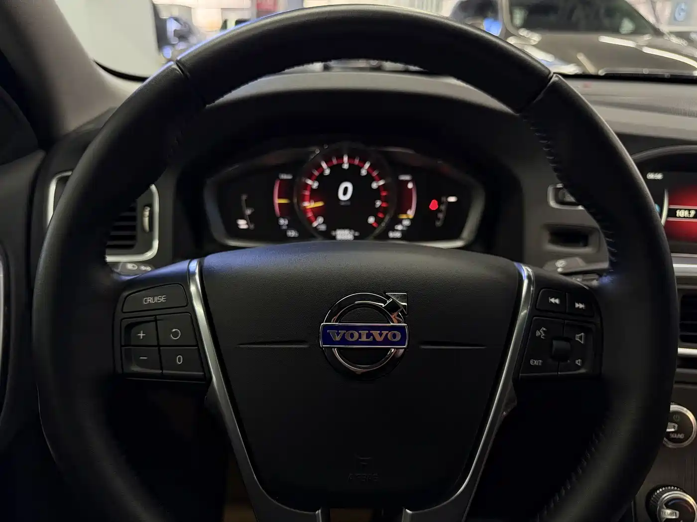 VOLVO S60 PLUG IN HYBRID