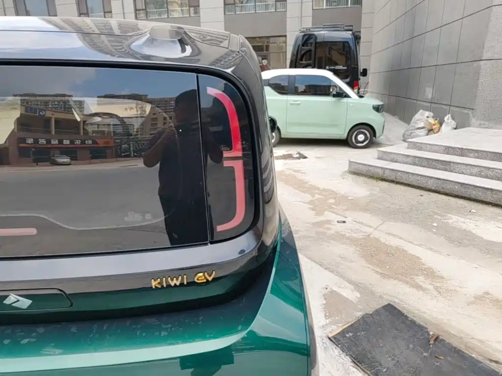 Baojun KiWi EV 2024 2022 Designer Lite NMC