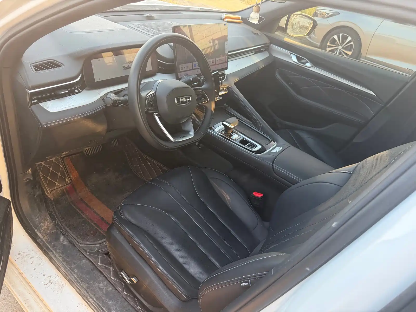 Фото 7 - Geely Preface