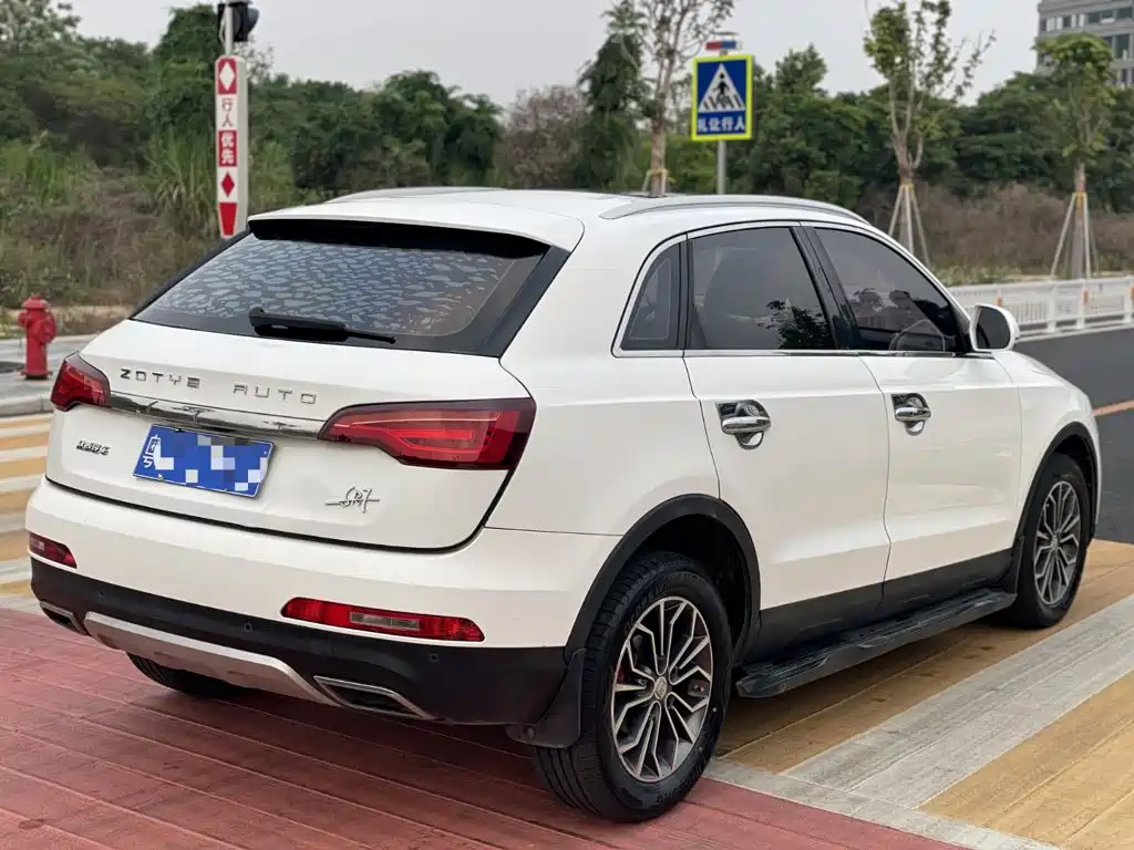 2017 Zotye SR7