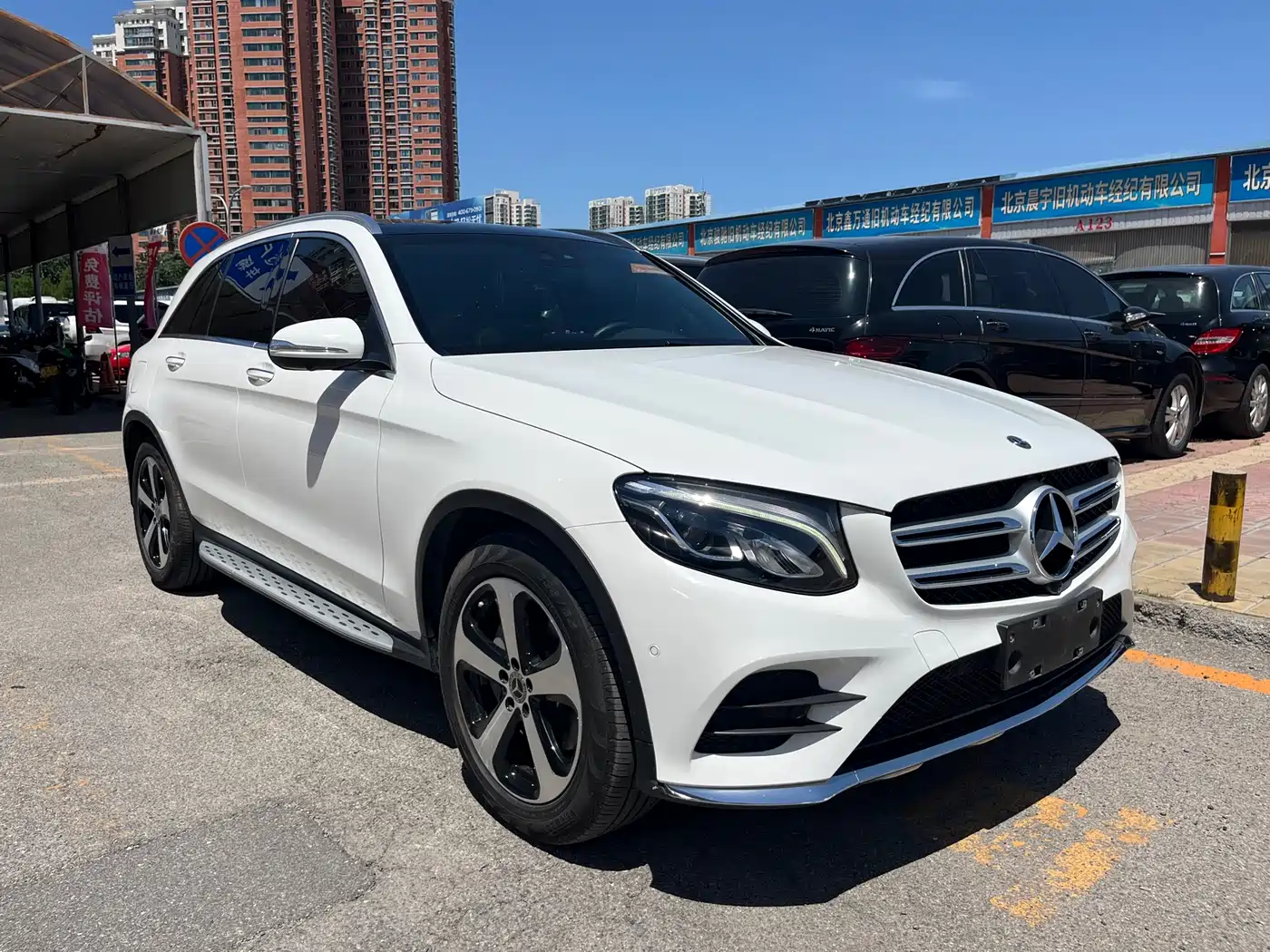 Mercedes-Benz GLC 2019 GLC 260 L 4MATIC Luxury фото 3