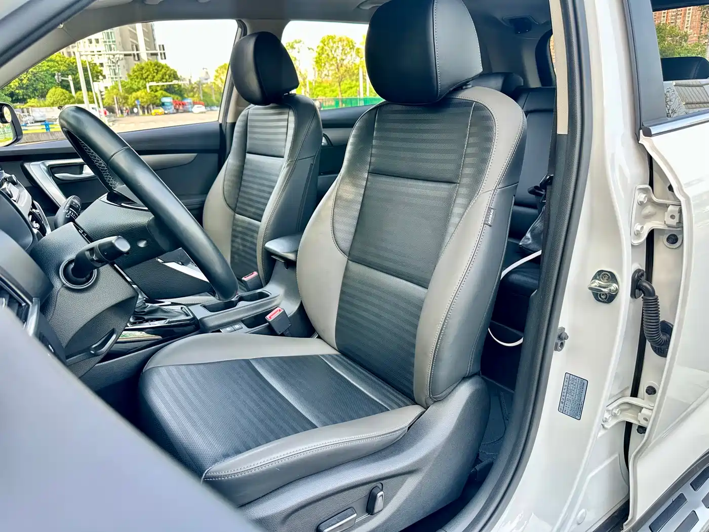 Kia Sportage 2019 2.0L Automatic Smart Luxury Edition фото 23