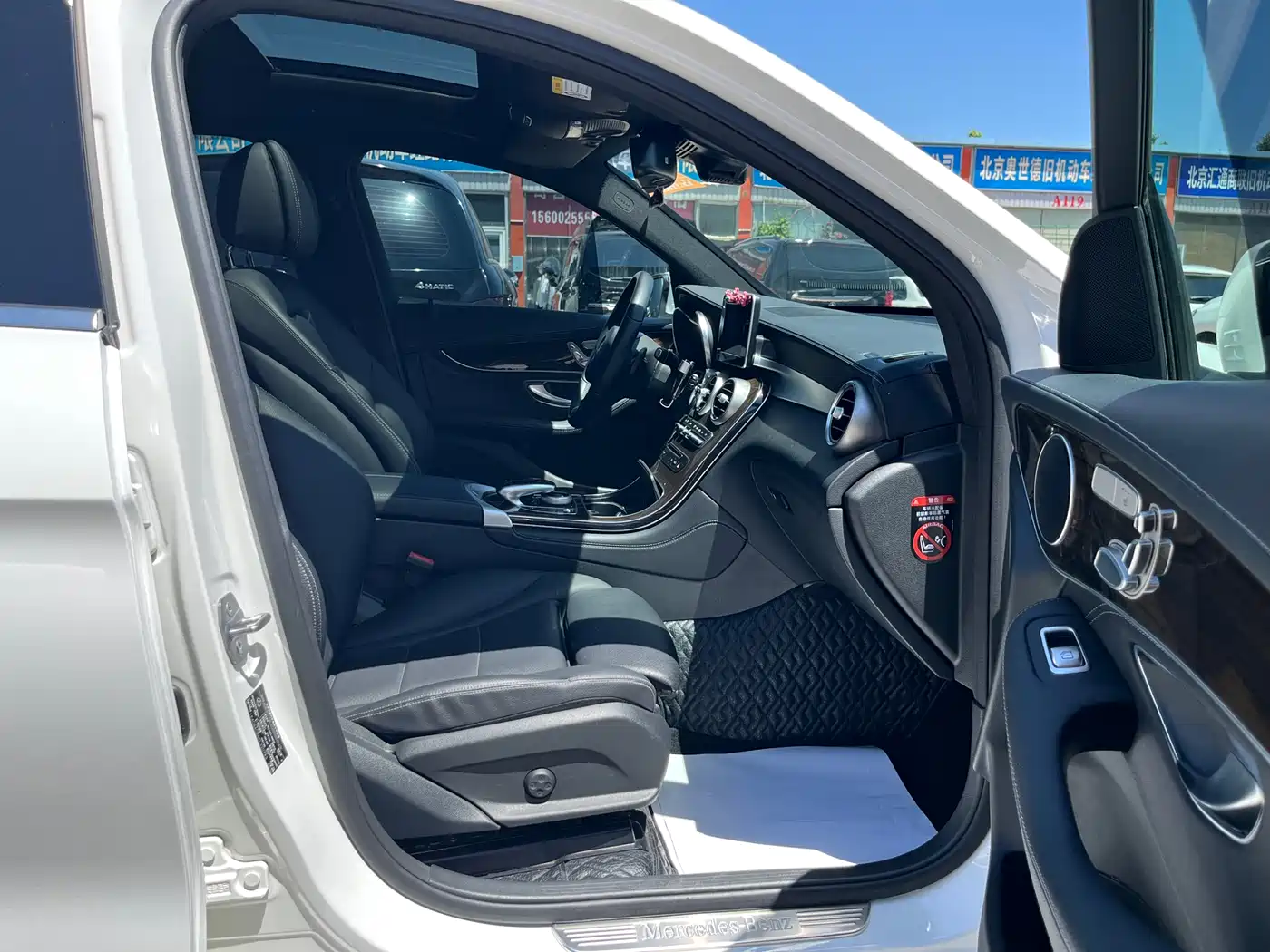 Mercedes-Benz GLC 2019 GLC 260 L 4MATIC Luxury фото 25