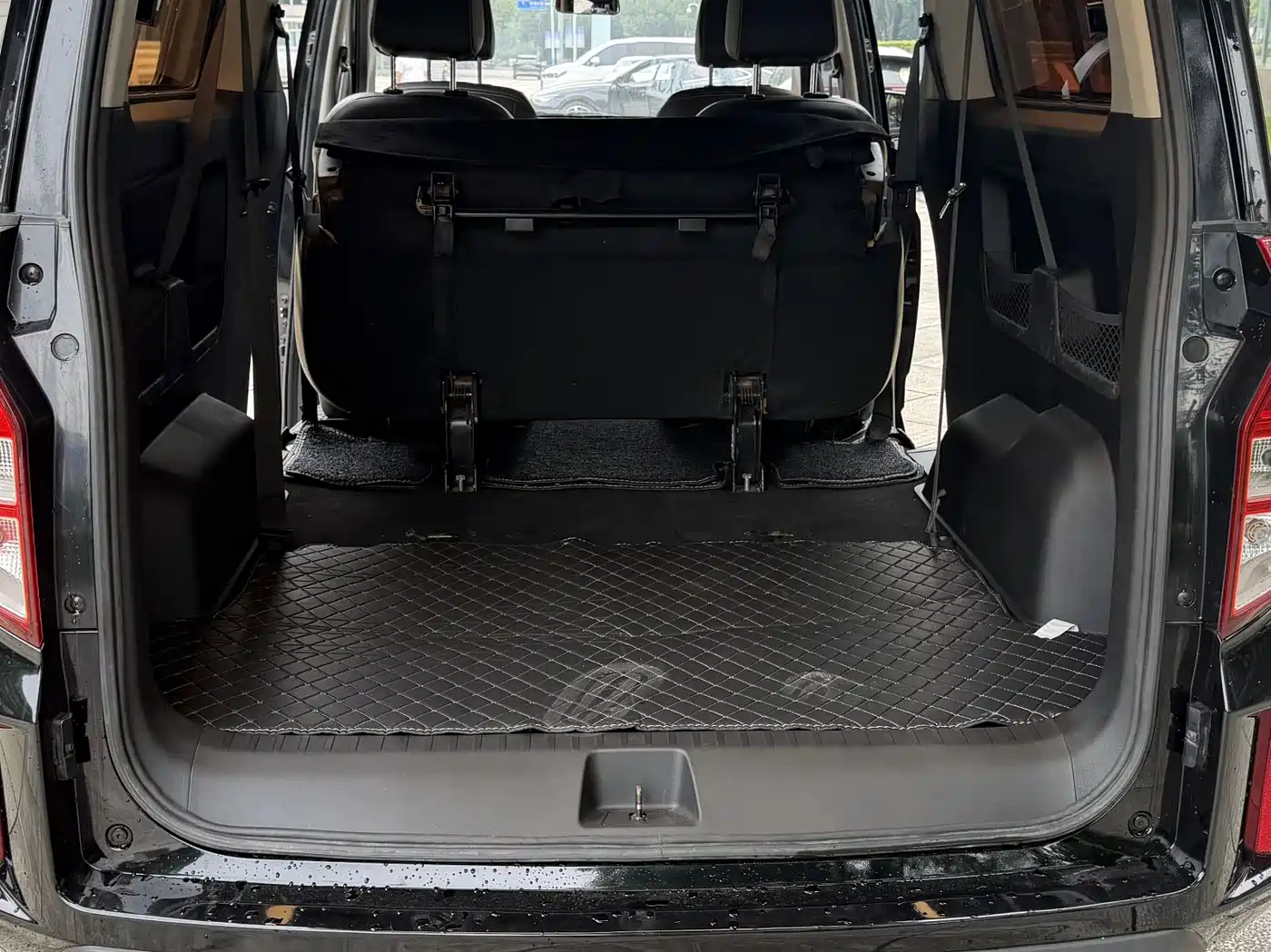 WULING AUTOMOBILE WULING JOURNEY