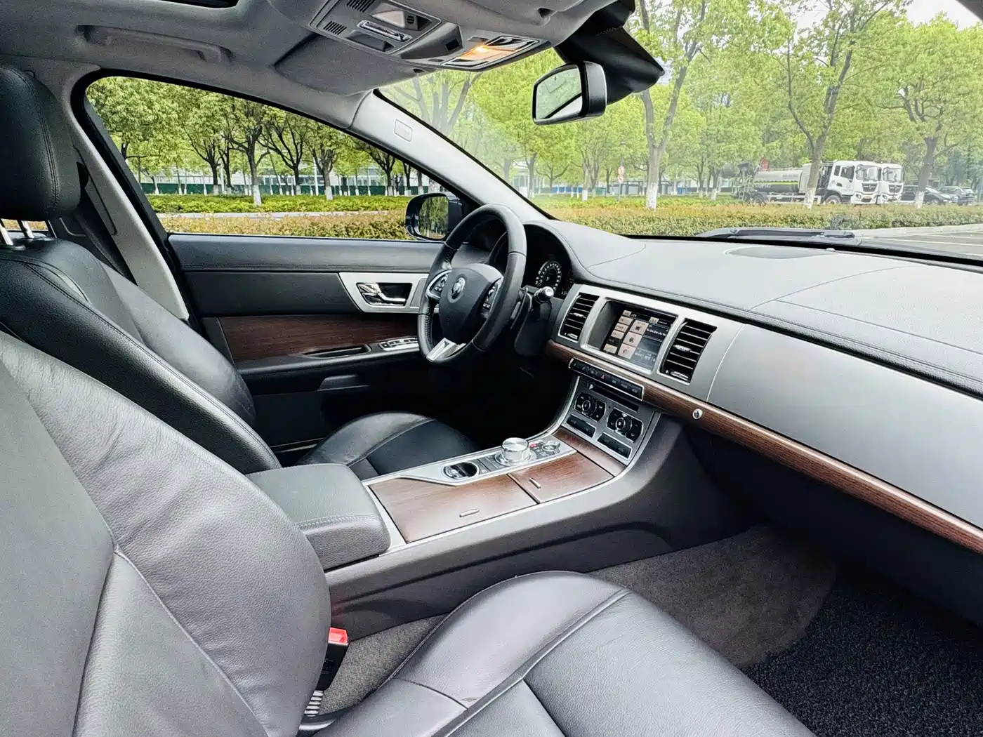 Jaguar XF 2013 2014 XF 2.0T Elegance Edition