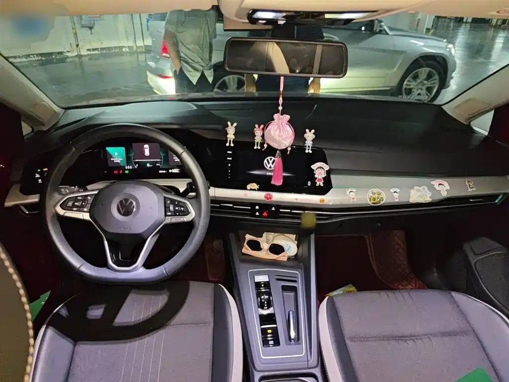 Volkswagen Golf 2023 280TSI DSG Pro фото 13