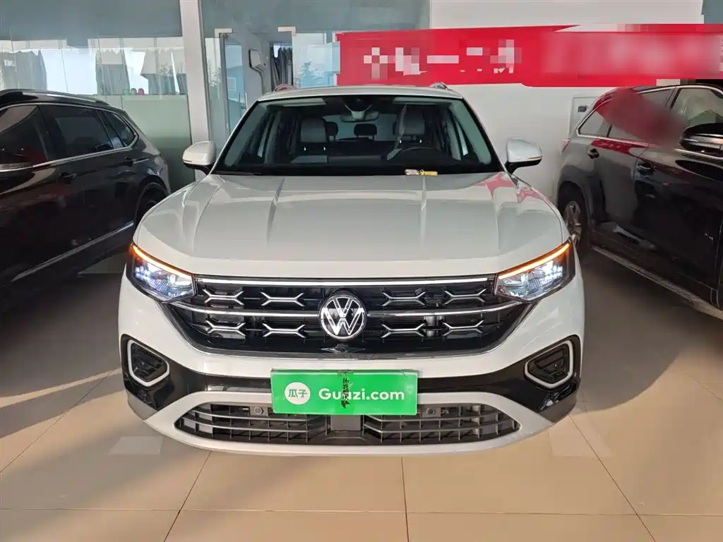 Volkswagen Tayron 2023 300TSI 2WD Luxury Plus Advanced Edition фото 3