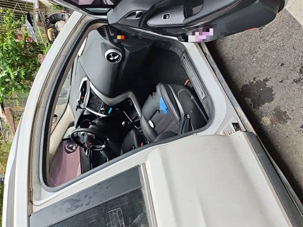 BYD Yuan 2017 1.5L Manual Cool Connect фото 20