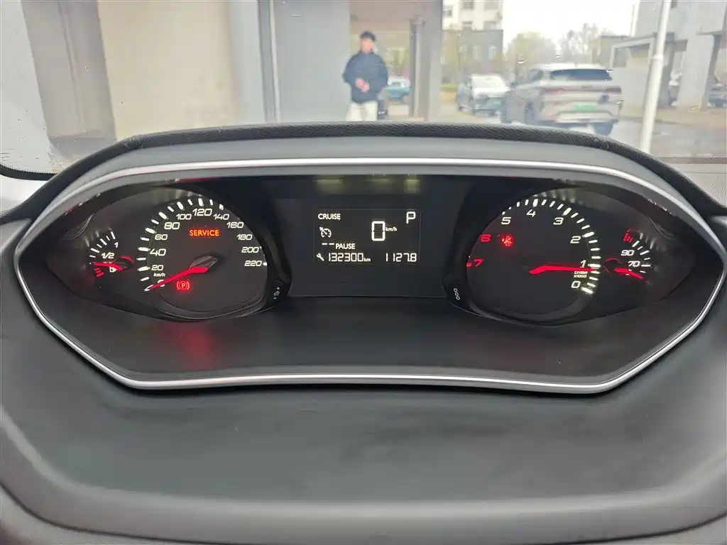 Peugeot 308 2016 1.6L Automatic Fashion фото 12